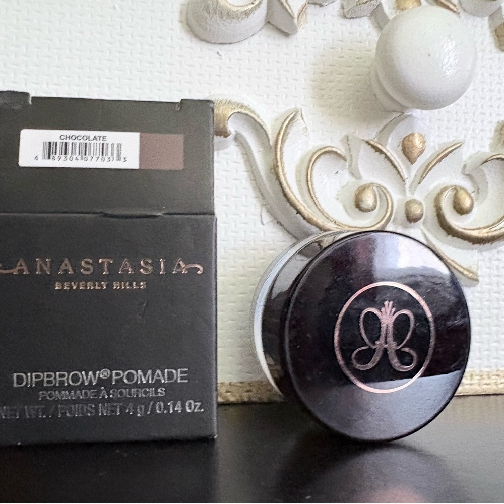 The Anastasia Beverly Hills DIPBROW Waterproof, Smudge Proof Brow Pomade